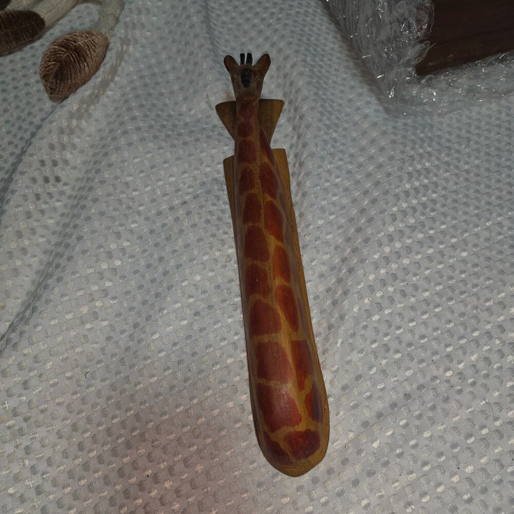 VINTAGE HANDCRAFTED IN KENYA GIRAFFE CARVED WOOD WALL DECOR
